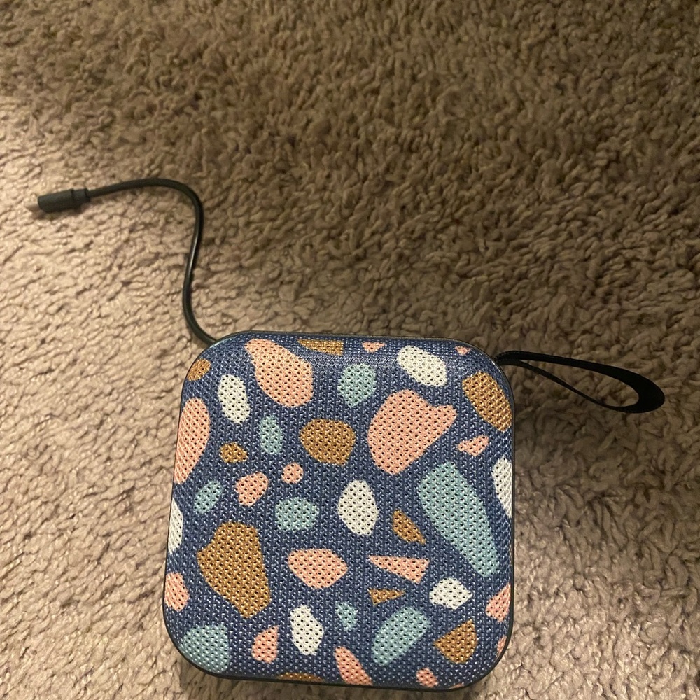Bluetooth speaker